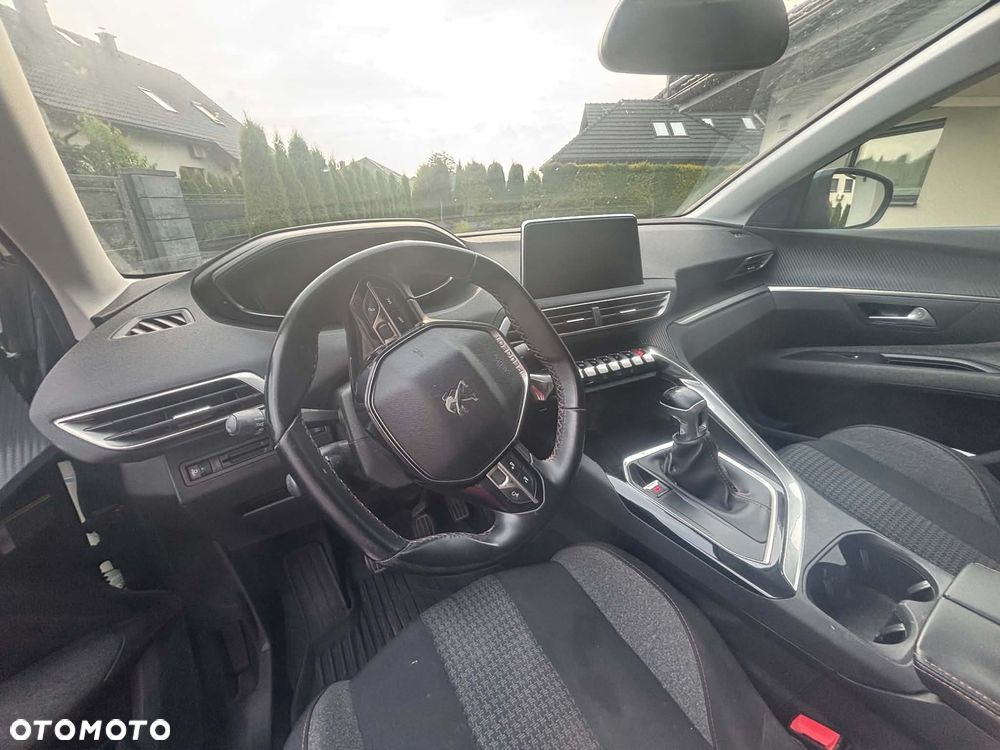 Peugeot 5008 PureTech 130 Allure - 6