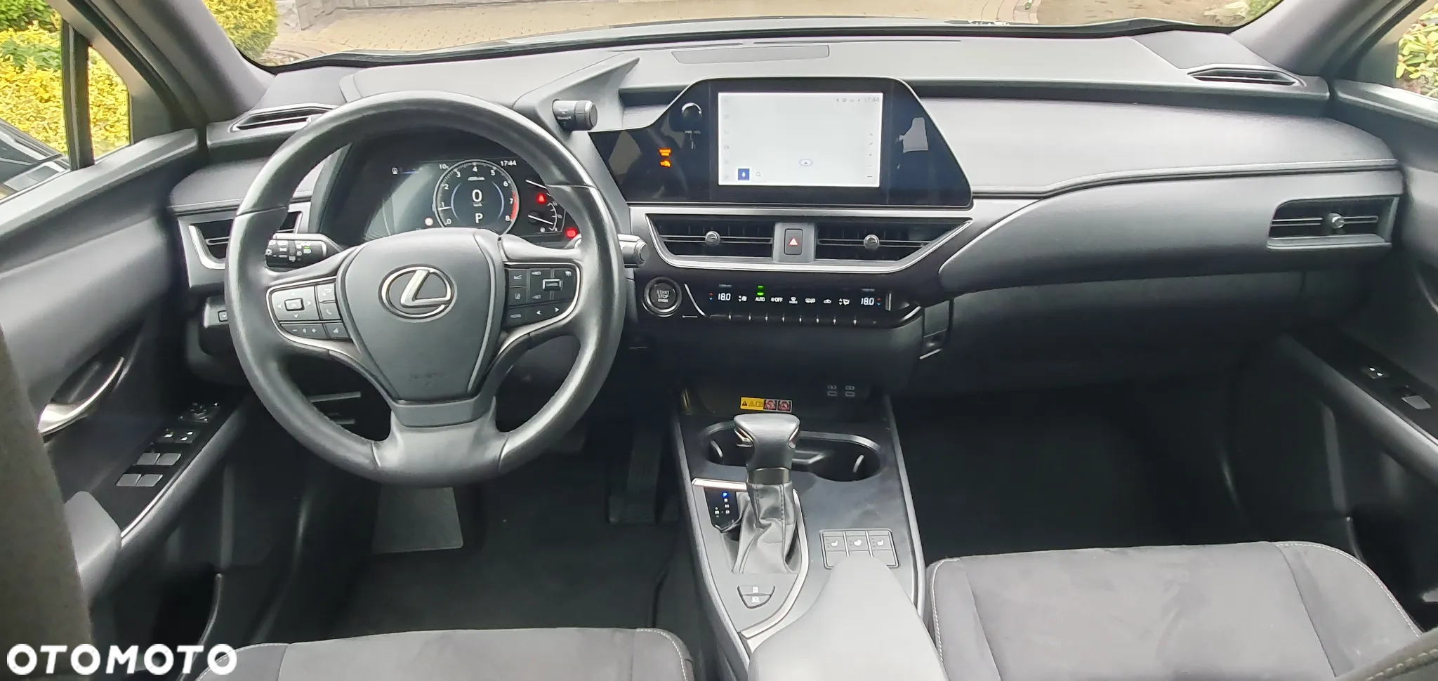 Lexus UX 200 GPF Business 2WD - 11