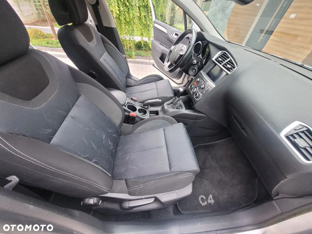 Citroën C4 HDi 90 Attraction - 6
