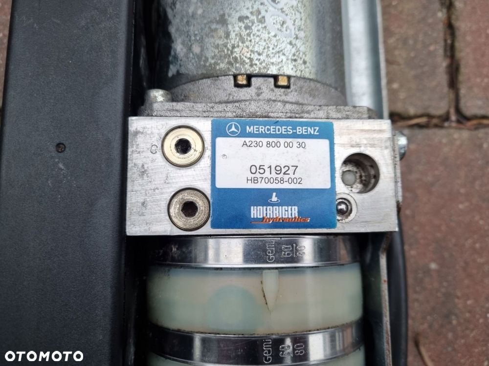 pompa dachu mercedes sl r230 2308000030 - 2