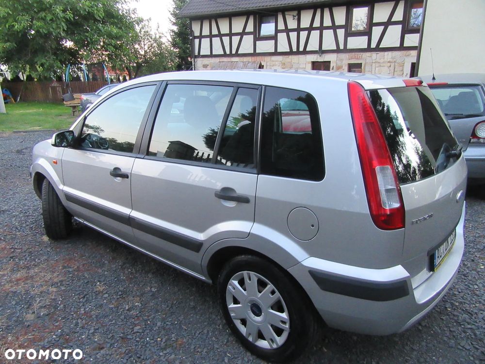 Ford Fusion 1.4 Elegance - 9