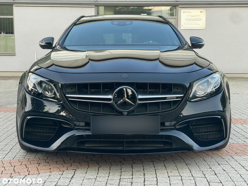 Jeep Grand Cherokee - 38