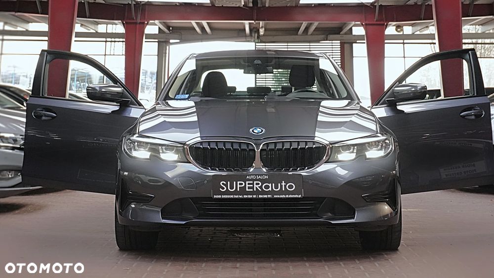 BMW Seria 3 320e - 4