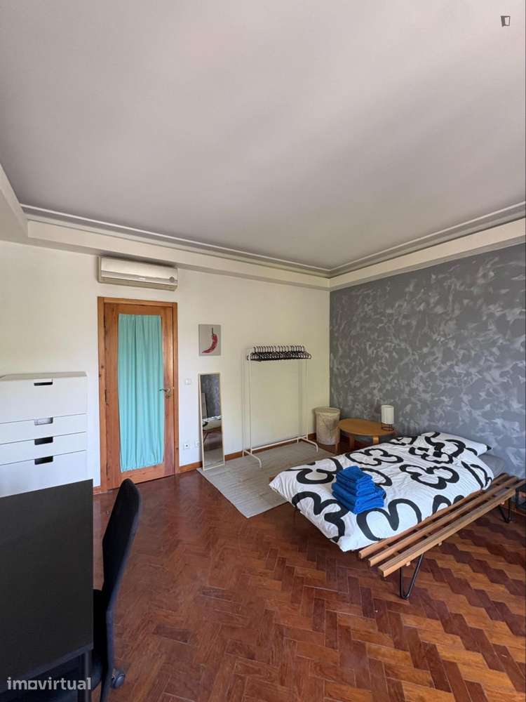 Quarto - localizado em Penha de França Lisbon - Grande imagem: 3/11