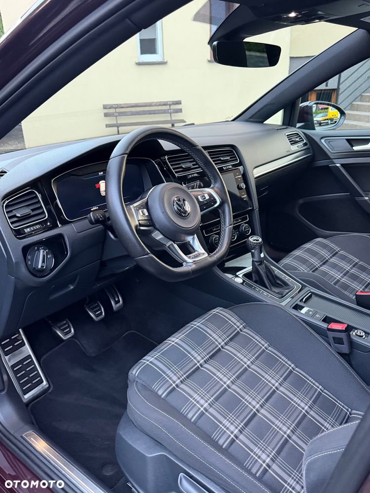 Volkswagen Golf GTD (BlueMotion Technology) - 9