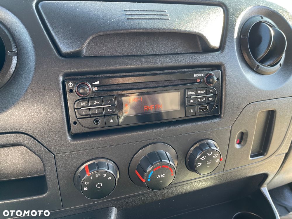 Renault Master - 29