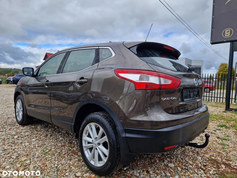 Nissan Qashqai 1.2 DIG-T Visia Xtronic - 3