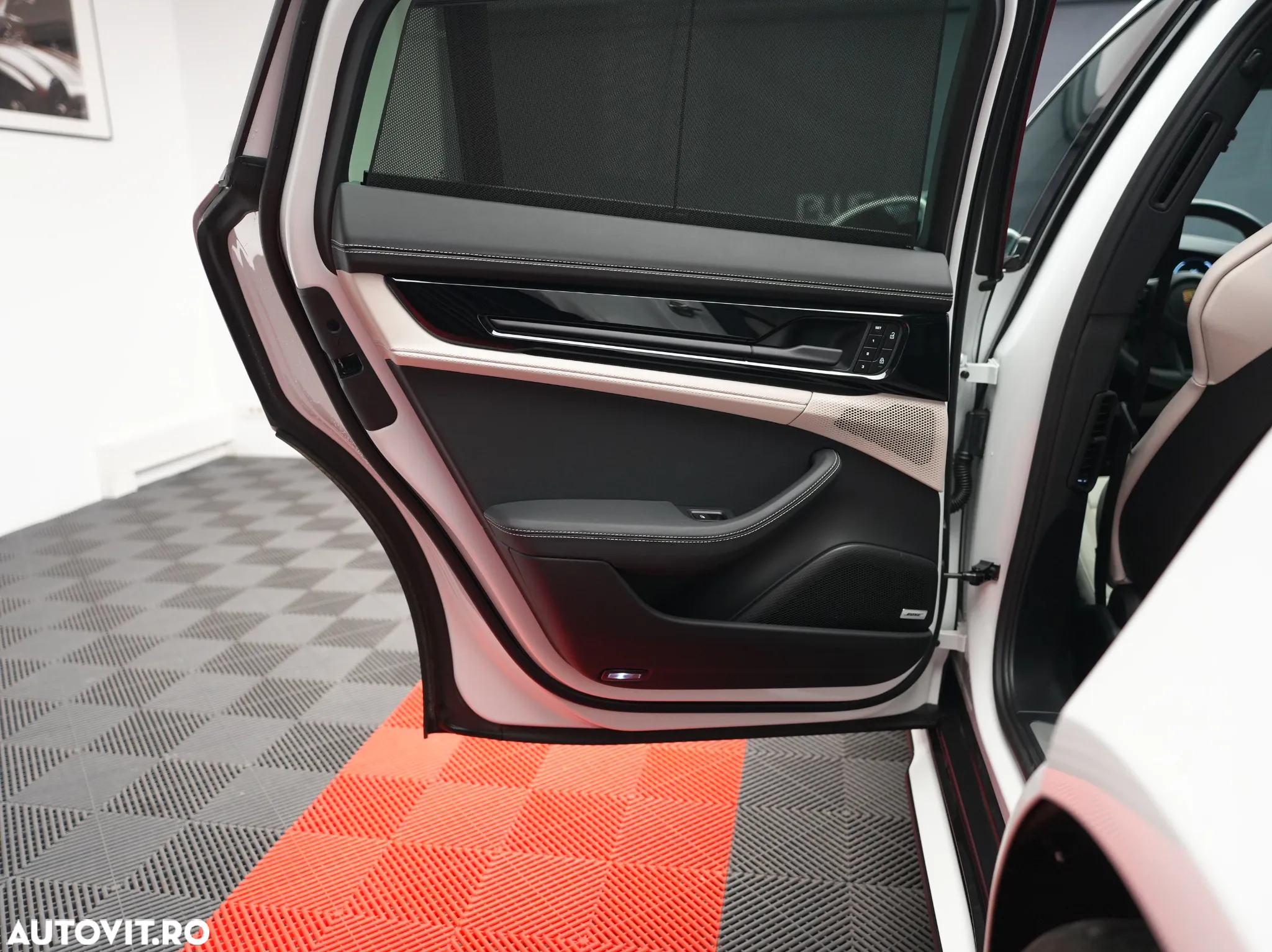 Porsche Panamera Standard - 27