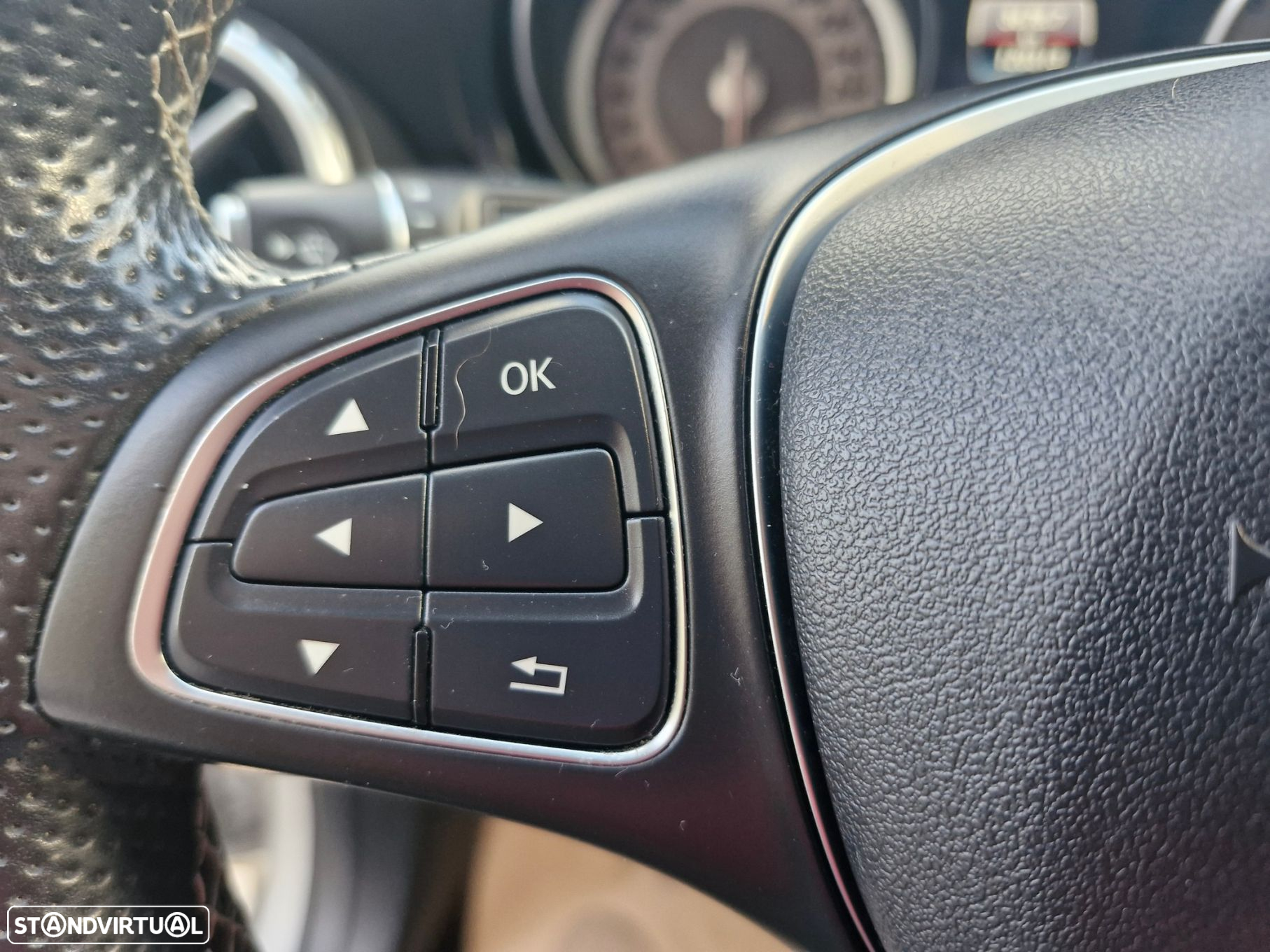 Mercedes-Benz GLA 180 CDi Urban - 31