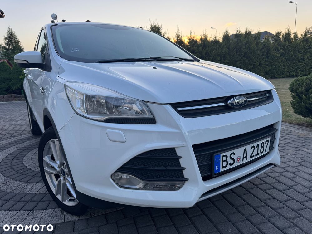 Ford Kuga 2.0 TDCi 2x4 Titanium - 1