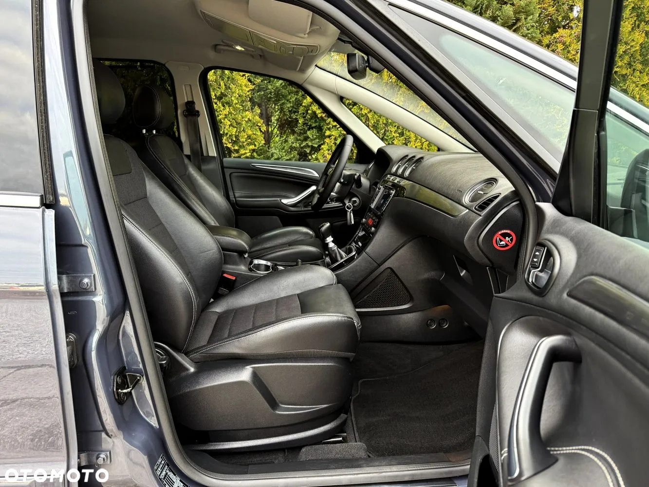 Ford S-Max - 33