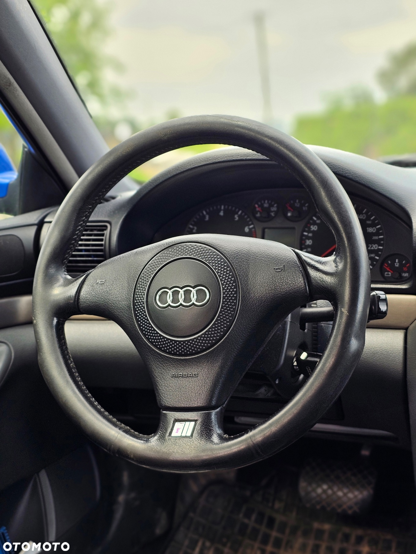 Audi A4 Avant 1.8 - 12