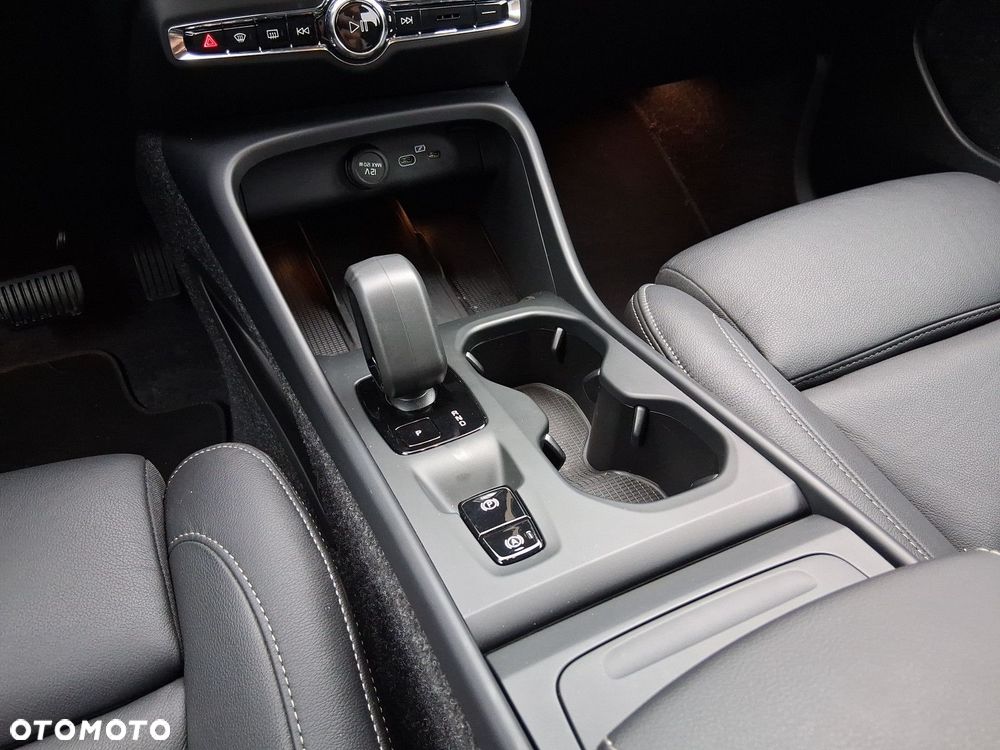 Volvo XC 40 - 14