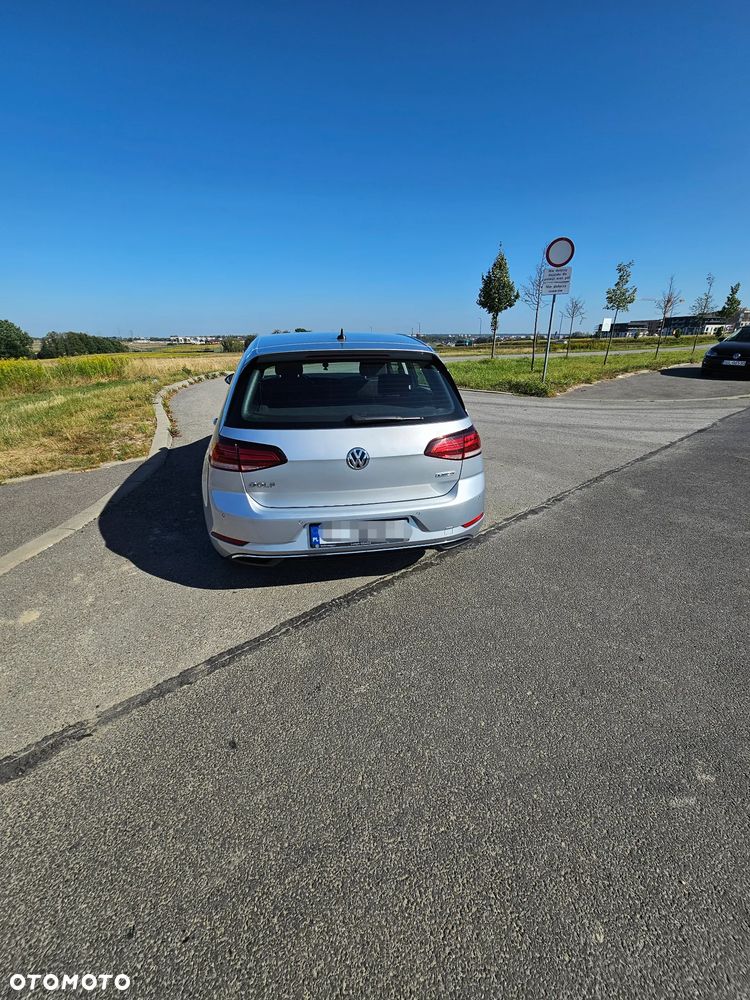 Volkswagen Golf - 3