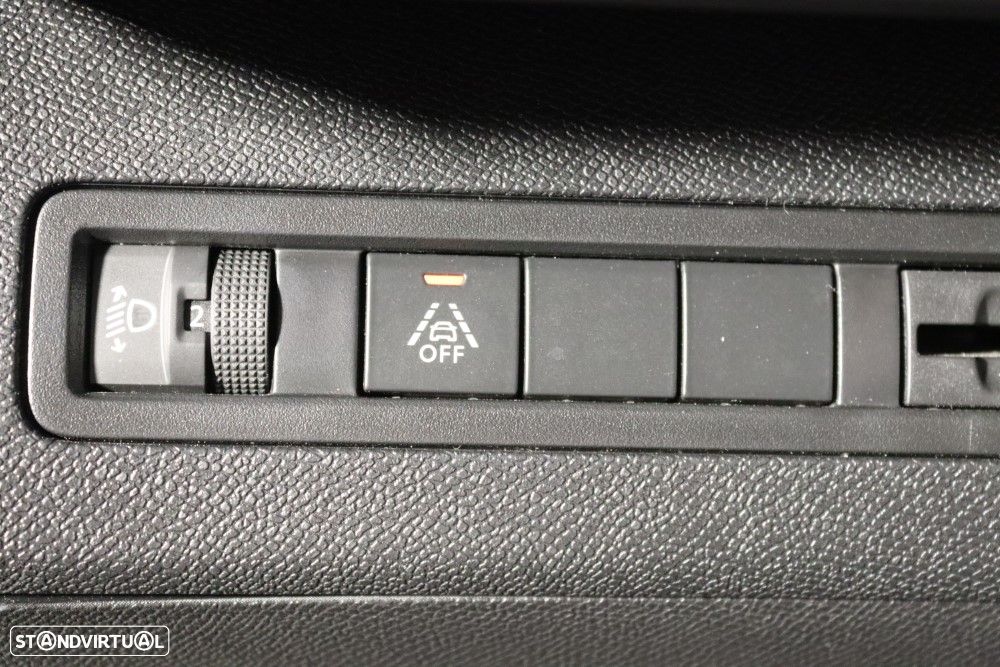 Peugeot 5008 1.5 BlueHDi Allure Pack EAT8 - 32