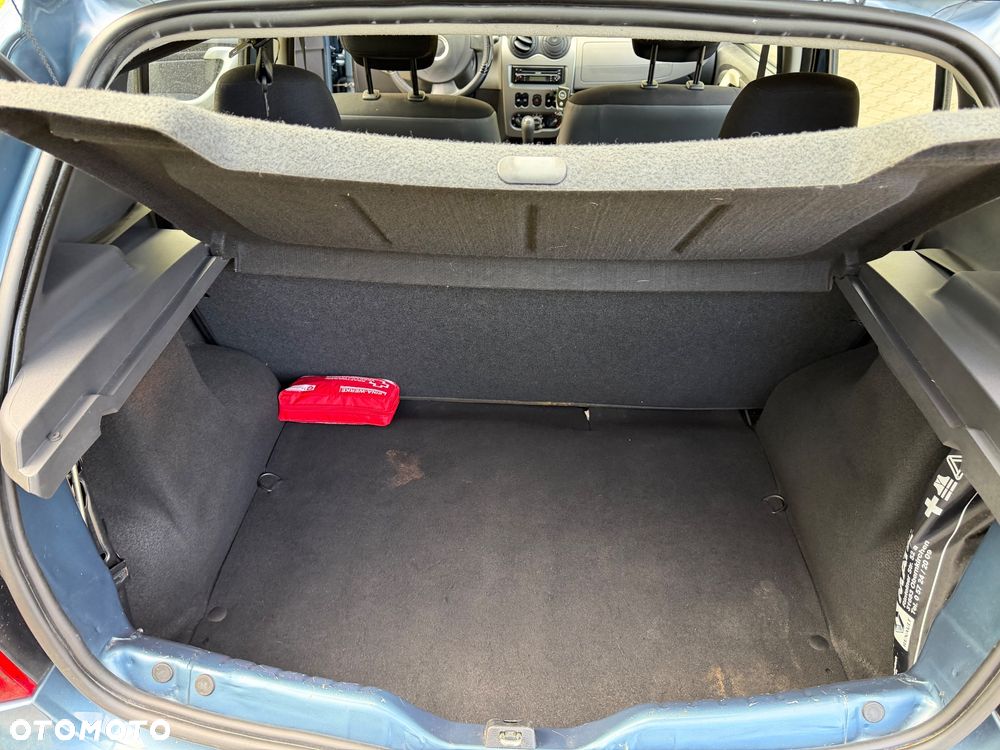 Dacia Sandero 1.2 16V - 18