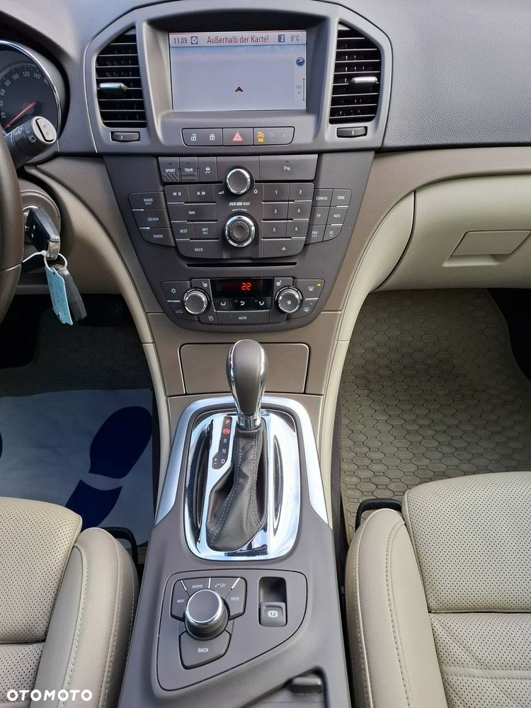 Opel Insignia - 16