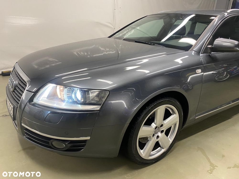 Audi A6 Avant 2.4 - 7