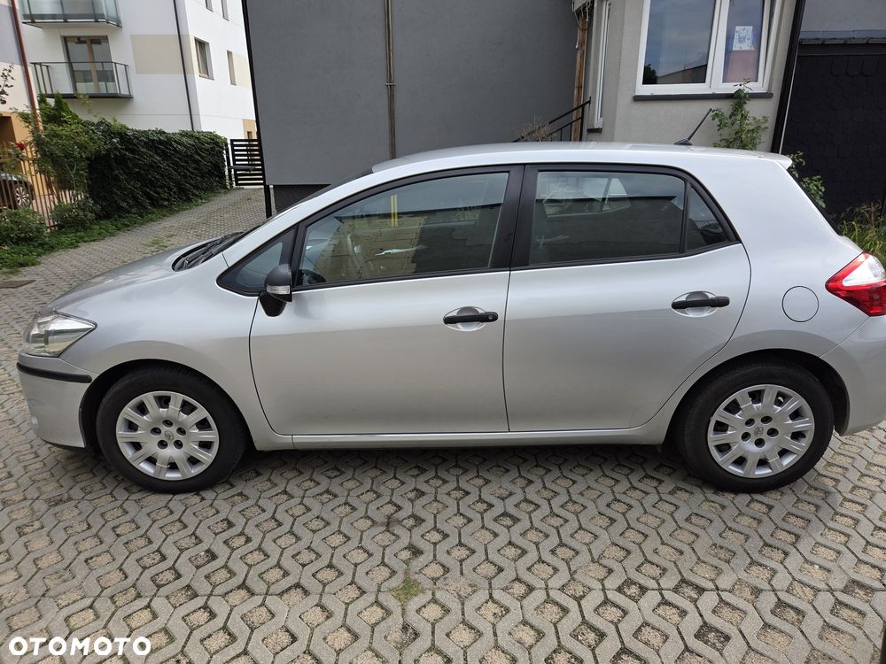 Toyota Auris - 5