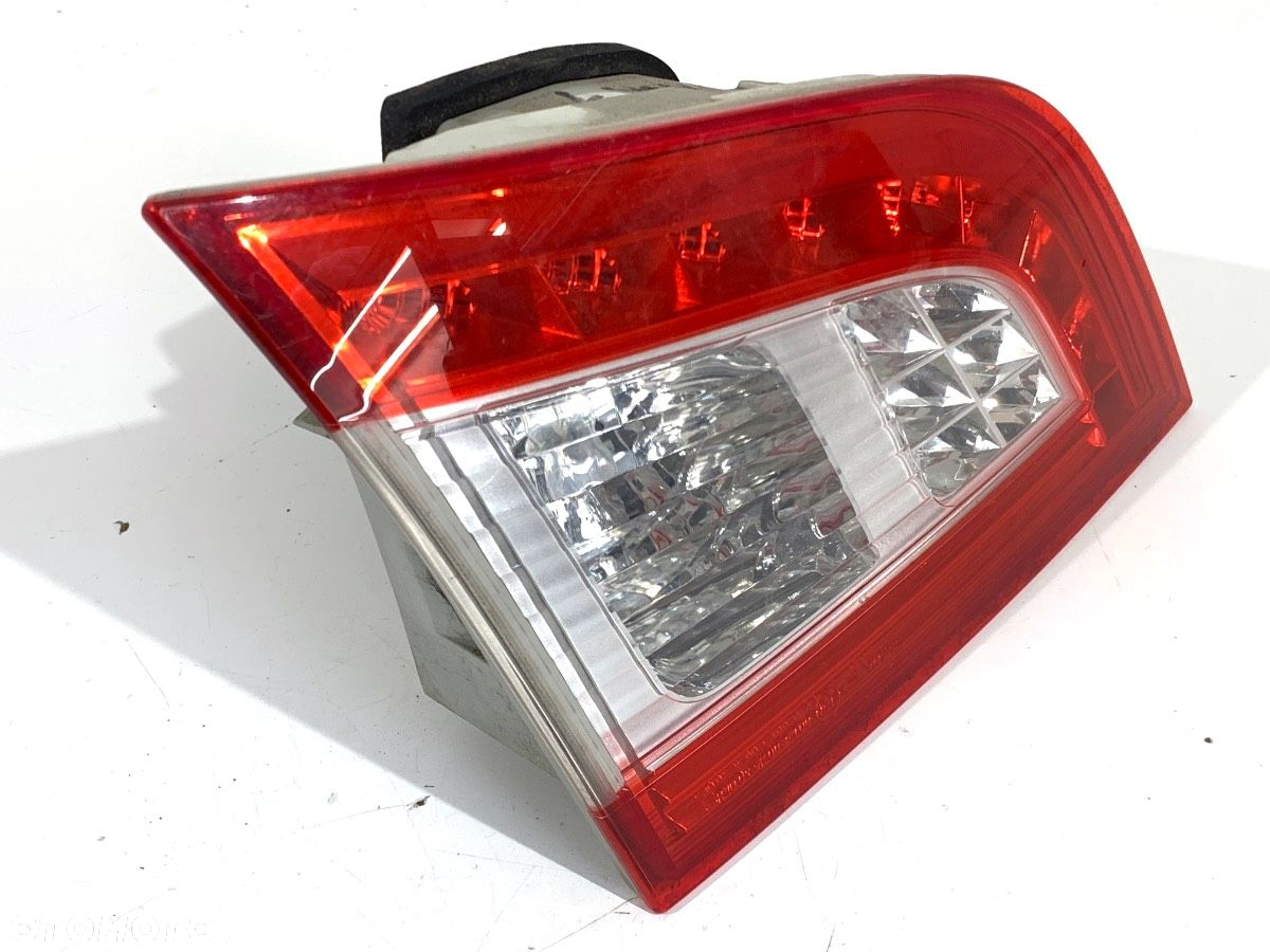 LAMPA TYŁ LEWA WEWNĘTRZNA - 169.00 PLN - PEUGEOT 508 SW I (8E_) 2010 - 2018 2.0 HDi 100 kW [136 - 2