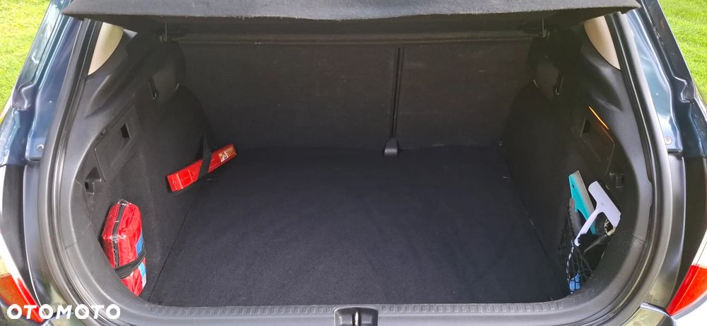 Citroën C4 1.6 HDi Exclusive - 27