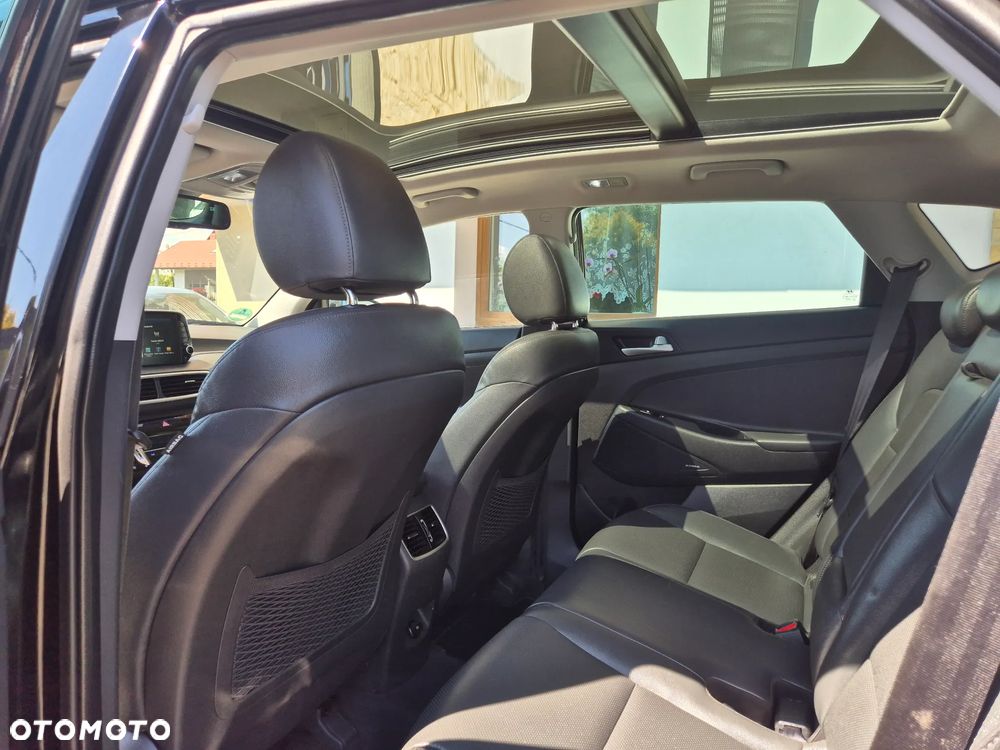 Hyundai Tucson 1.6 GDi 4WD DCT Premium - 24