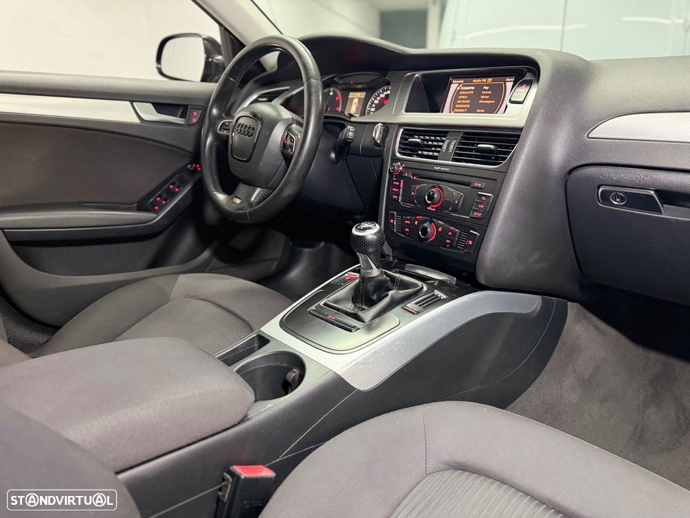 Audi A4 Avant 2.0 TDI Sport - 13