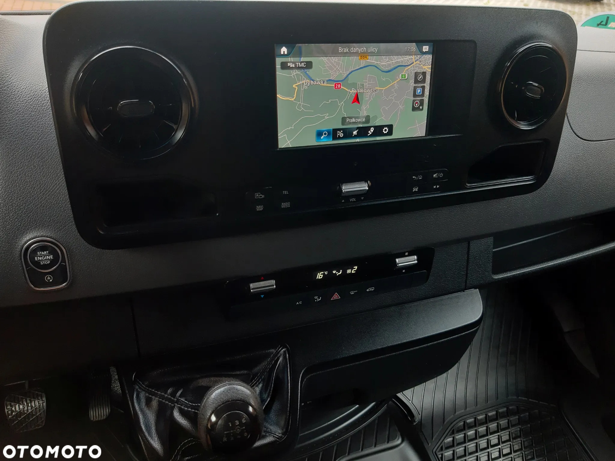Mercedes-Benz Sprinter - 20