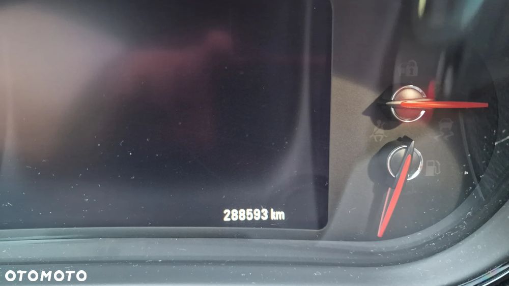 Opel Insignia 2.0 CDTI - 15