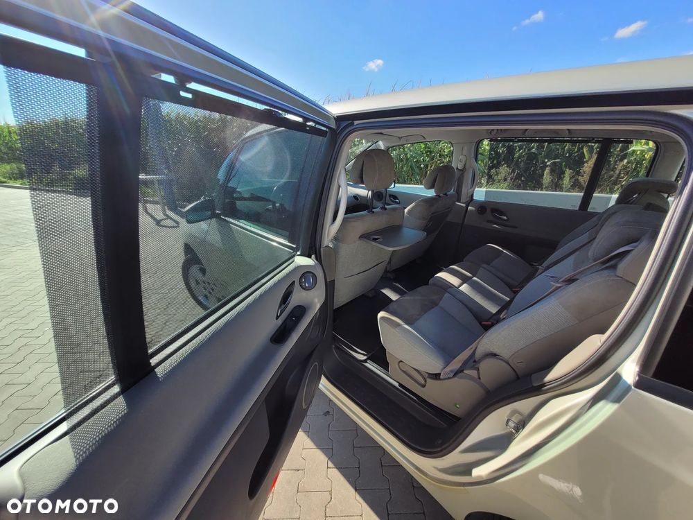 Renault Espace 2.2 dCi Privilege - 10