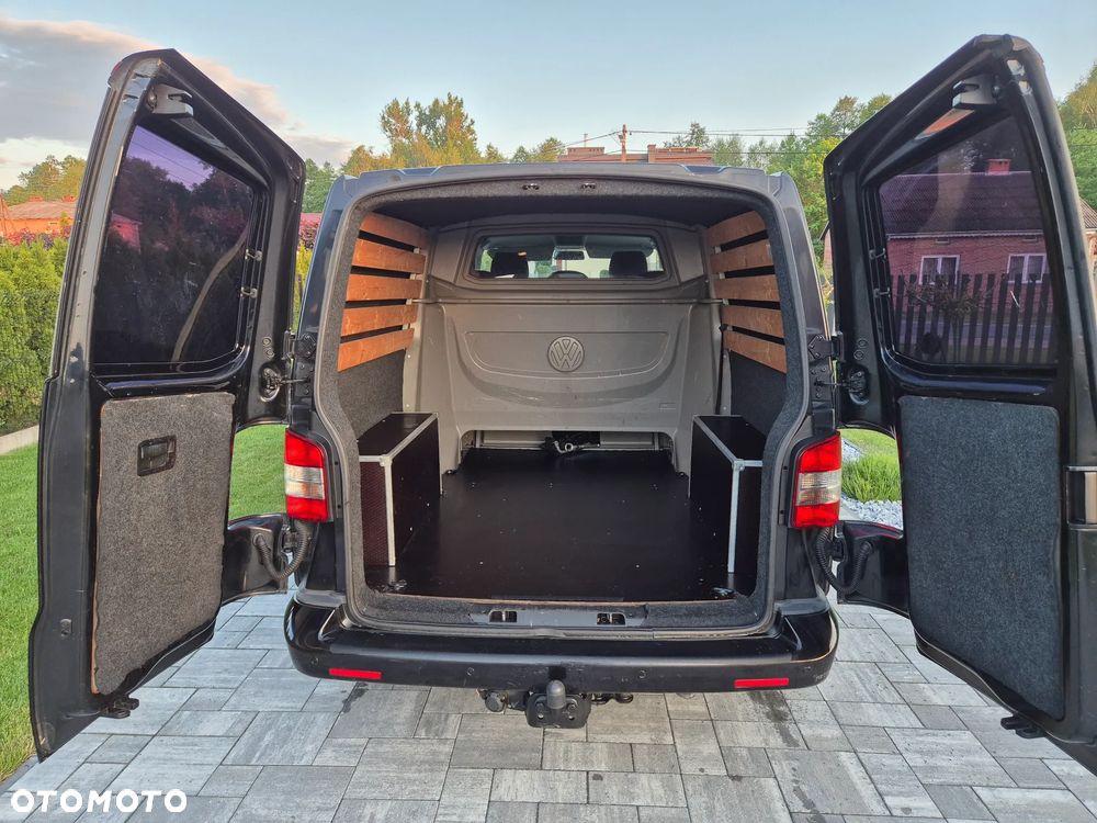 Volkswagen Transporter - 5