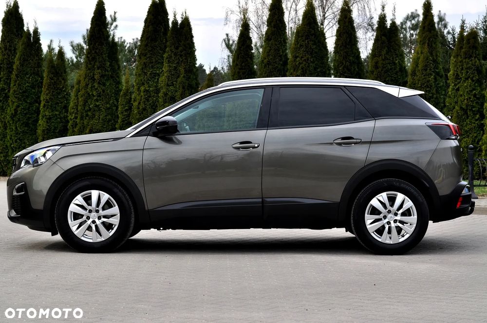 Peugeot 3008 1.2 PureTech Allure S&S - 14