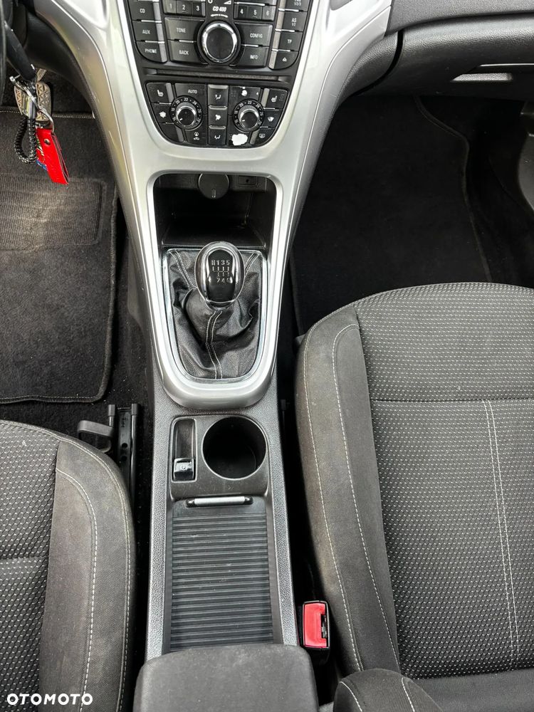 Opel Astra 1.4 Turbo Cosmo - 16