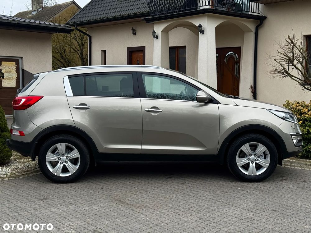 Kia Sportage ver-2-0-xl-2wd - 6