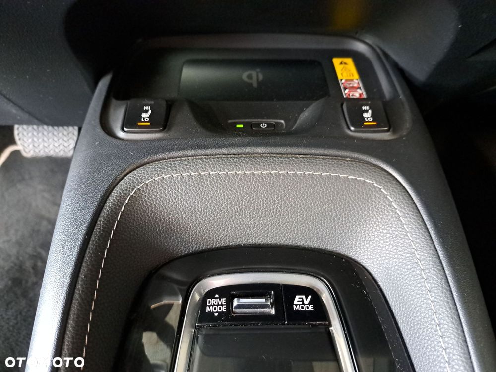 Toyota Corolla 1.8 Hybrid Style - 27