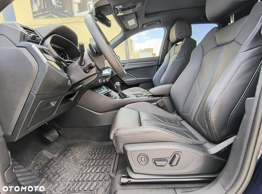 Audi Q3 - 12