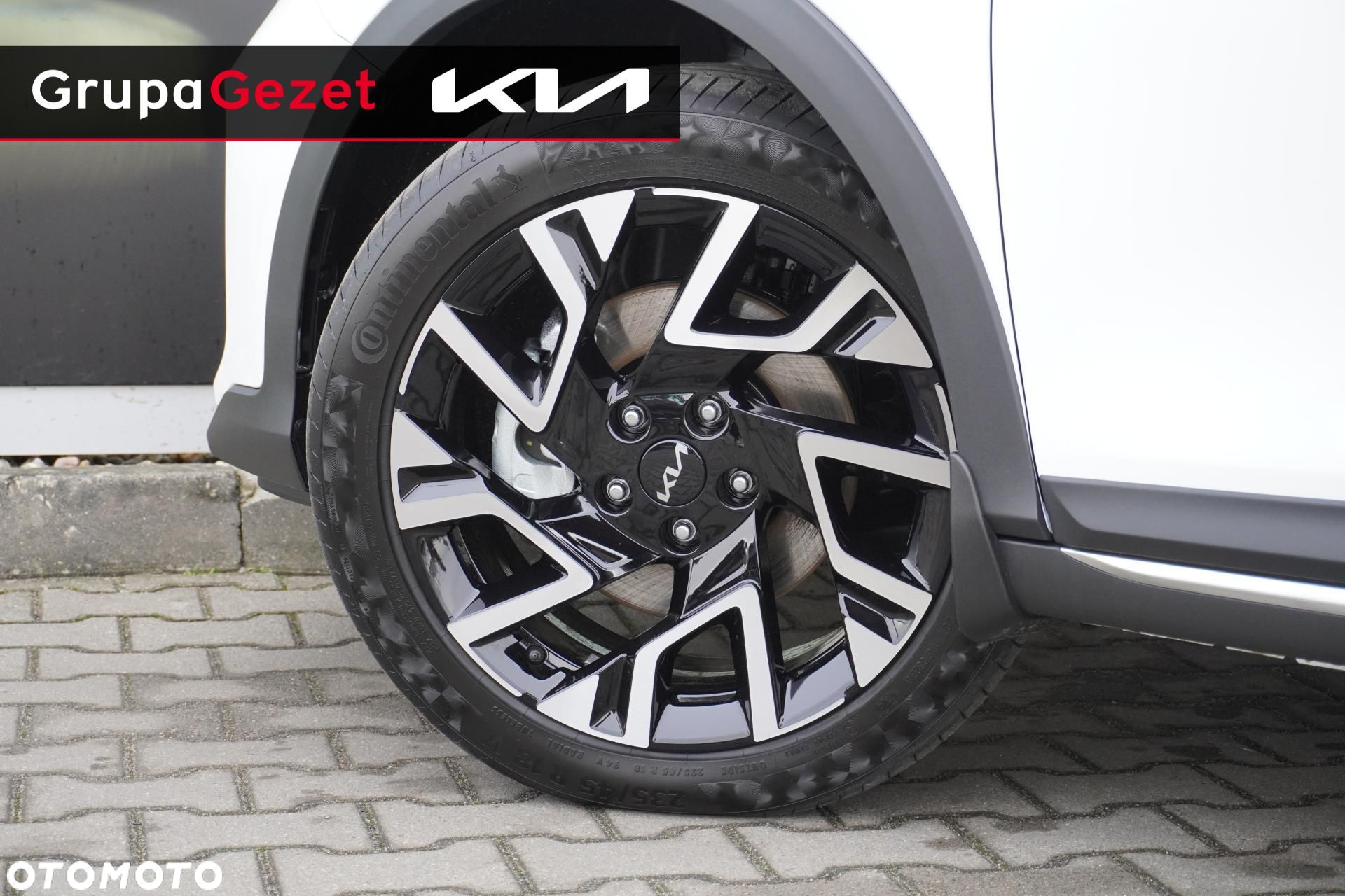 Kia XCeed - 10