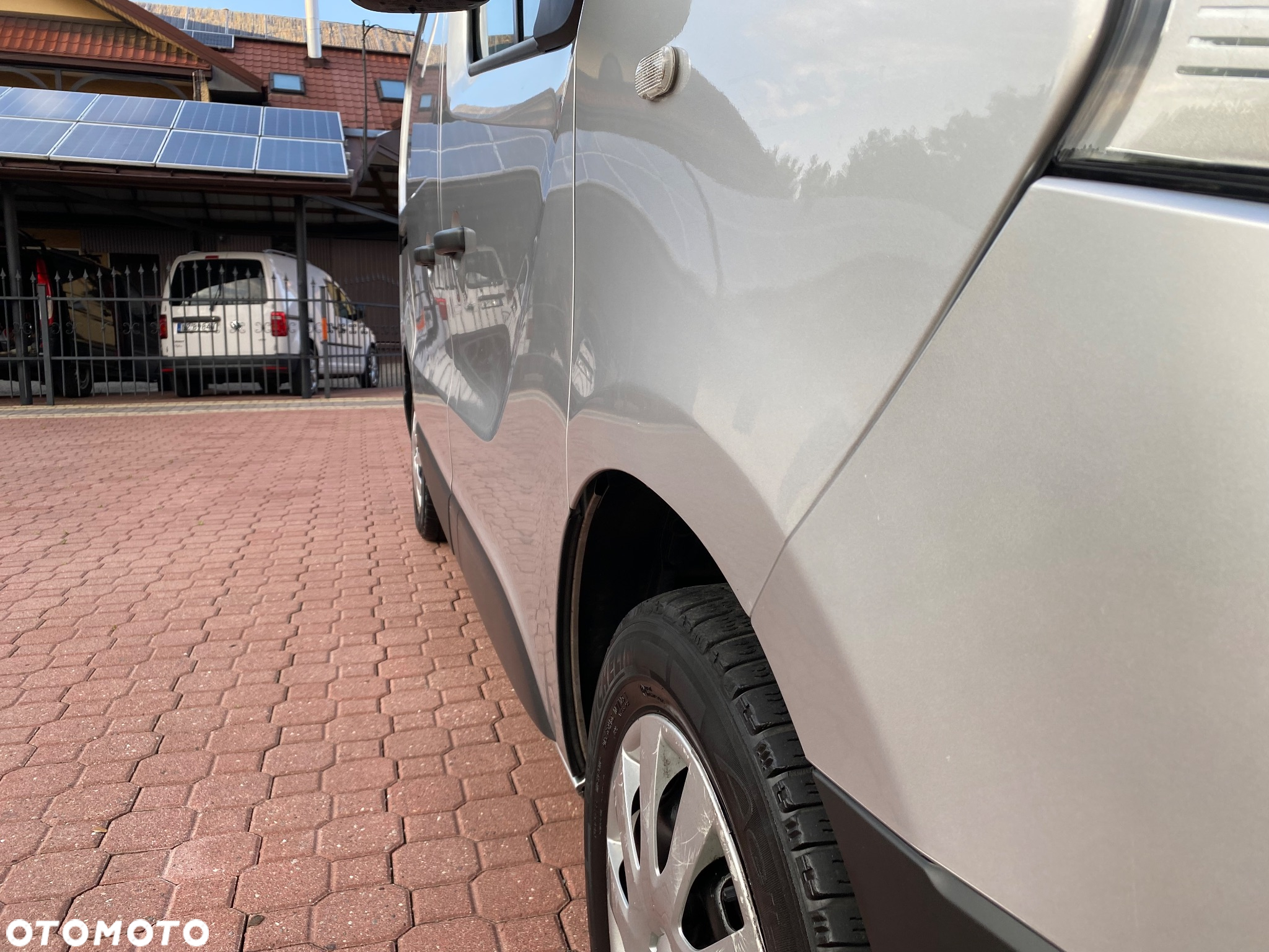 Renault TRAFIC L1 H1 profesjonalna zabudowa WARSZTATOWA - 29