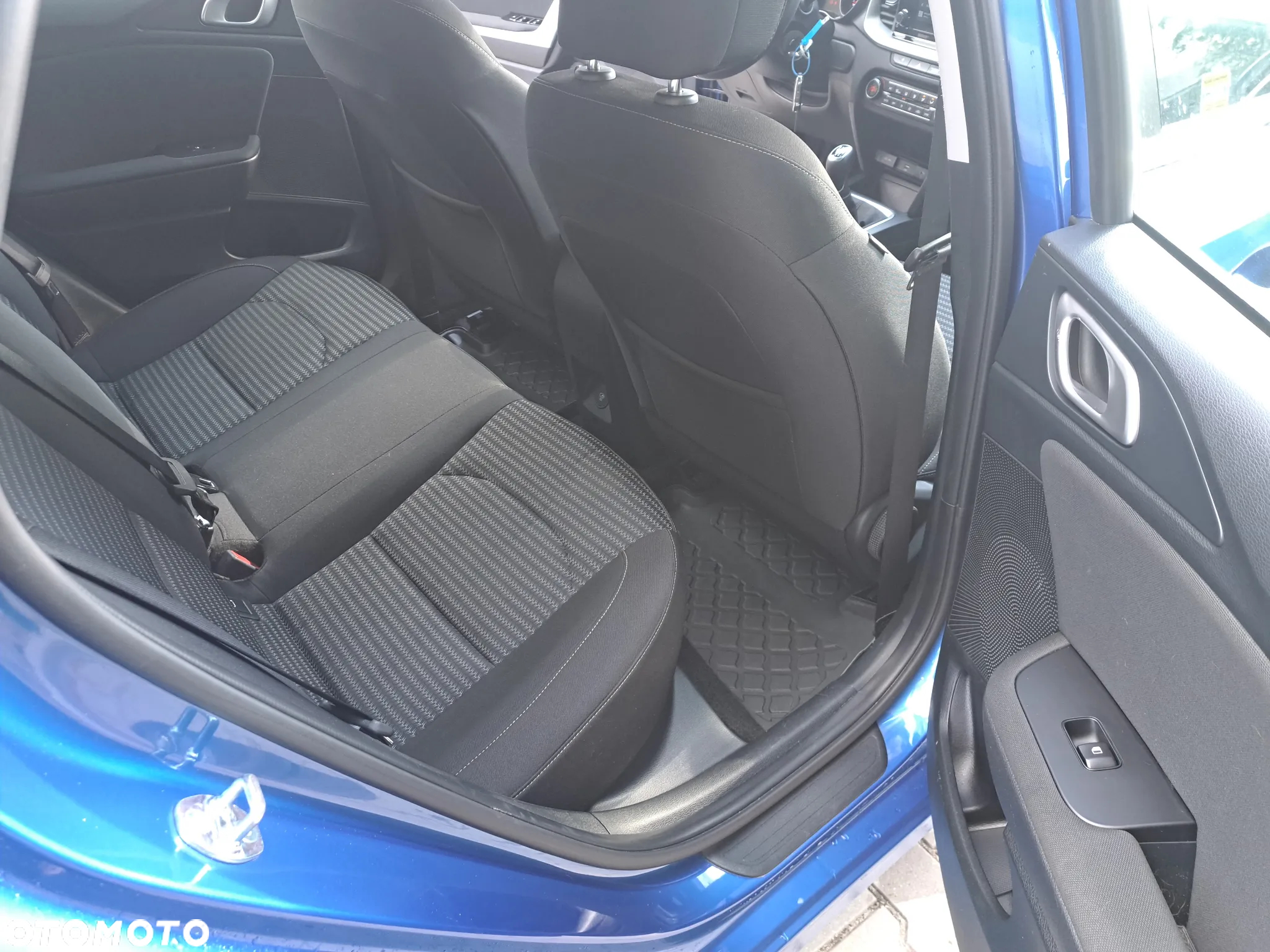 Kia Ceed 1.5 T-GDI M - 15
