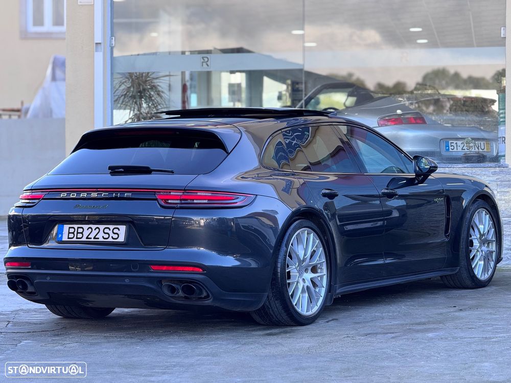 Porsche Panamera Sport Turismo - 4