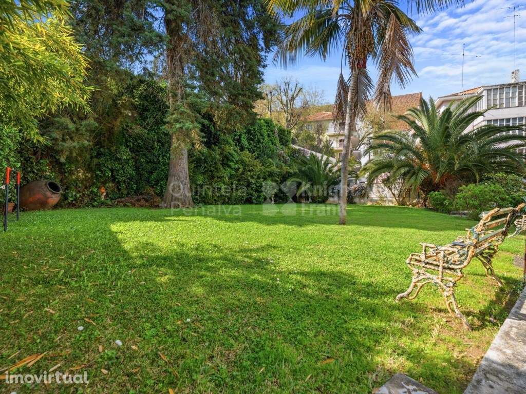 Moradia em Alvalade com 3 apartamentos independentes, Lisboa - Grande imagem: 2/45