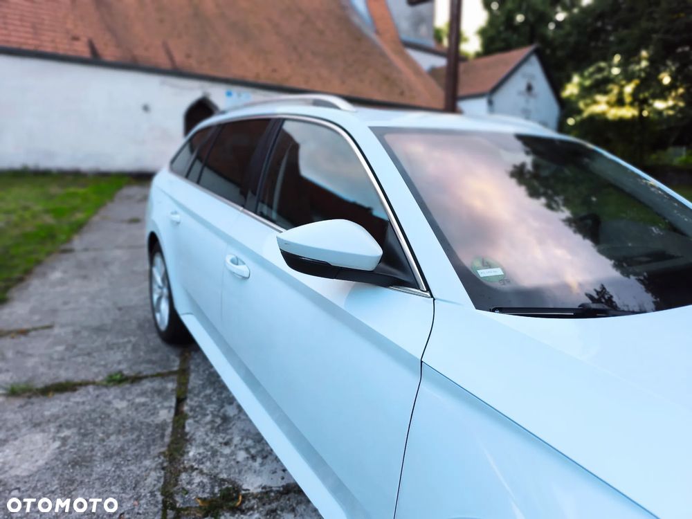 Skoda Superb 2.0 TDI L&K - 21