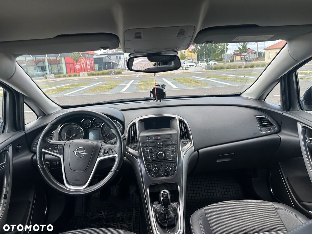 Opel Astra 1.6 T Enjoy - 7