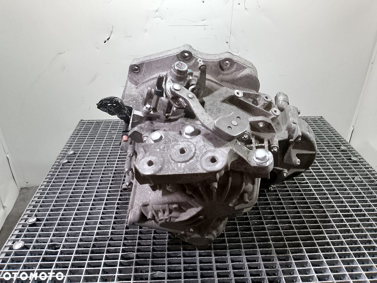 SKRZYNIA BIEGÓW MANUALNA OPEL ASTRA K    M320LWQ    1.6 CDTI - 6