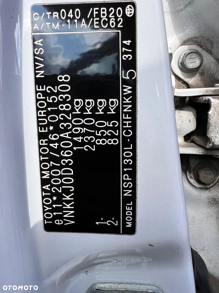 Toyota Yaris 1.33 Active - 9