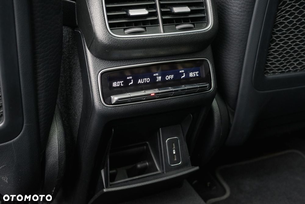 Mercedes-Benz GLE - 34