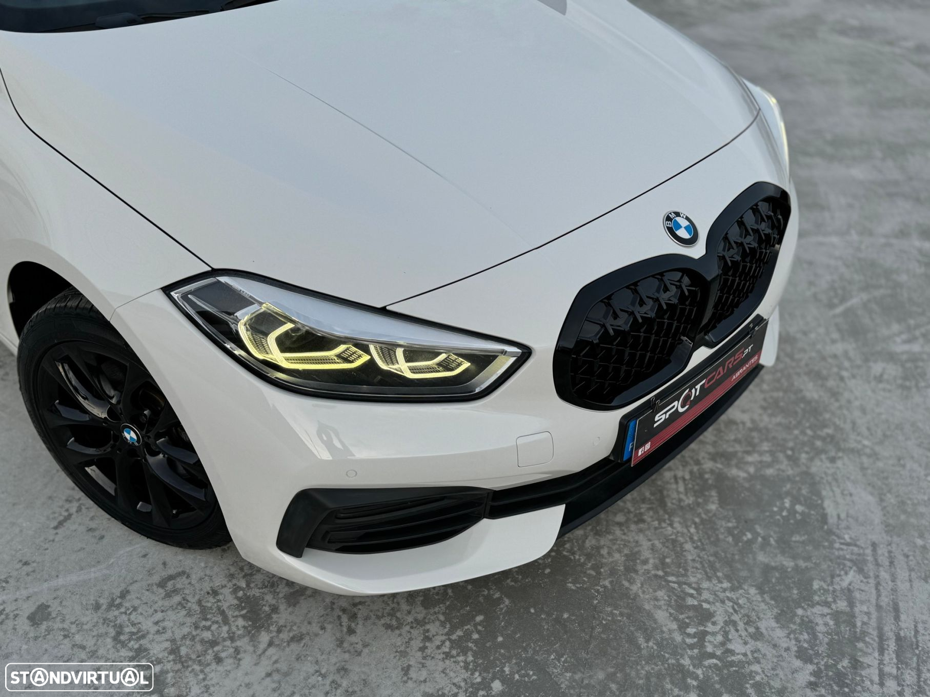 BMW 118 d Auto - 4