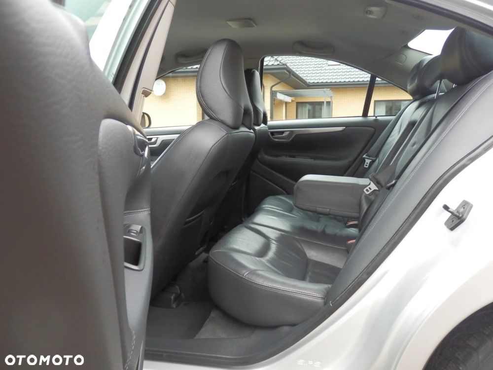 Volvo S60 D5 Momentum - 12
