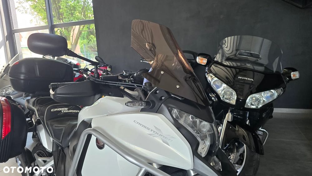 Honda VFR - 37