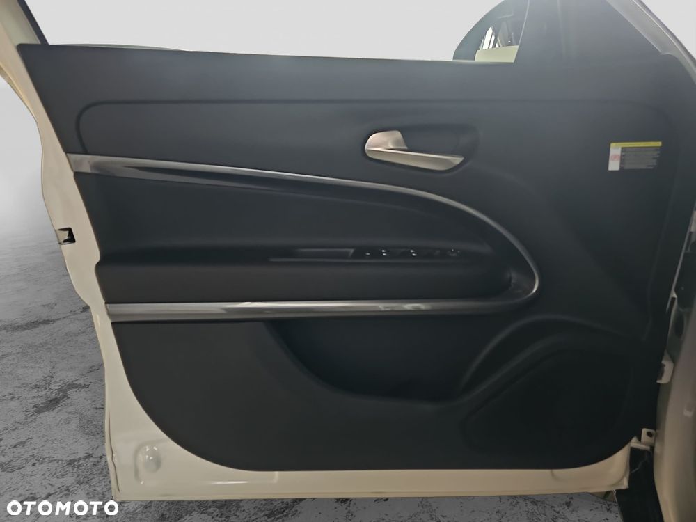 Fiat 600 1.2 Turbo Sport eDCT - 19